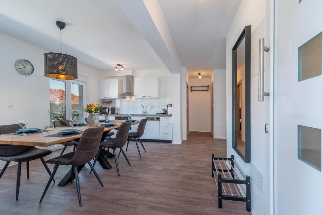 Delux Apartment Eva Trogir Exteriör bild