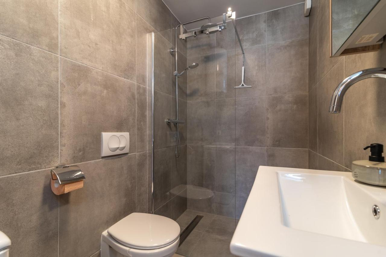 Delux Apartment Eva Trogir Exteriör bild