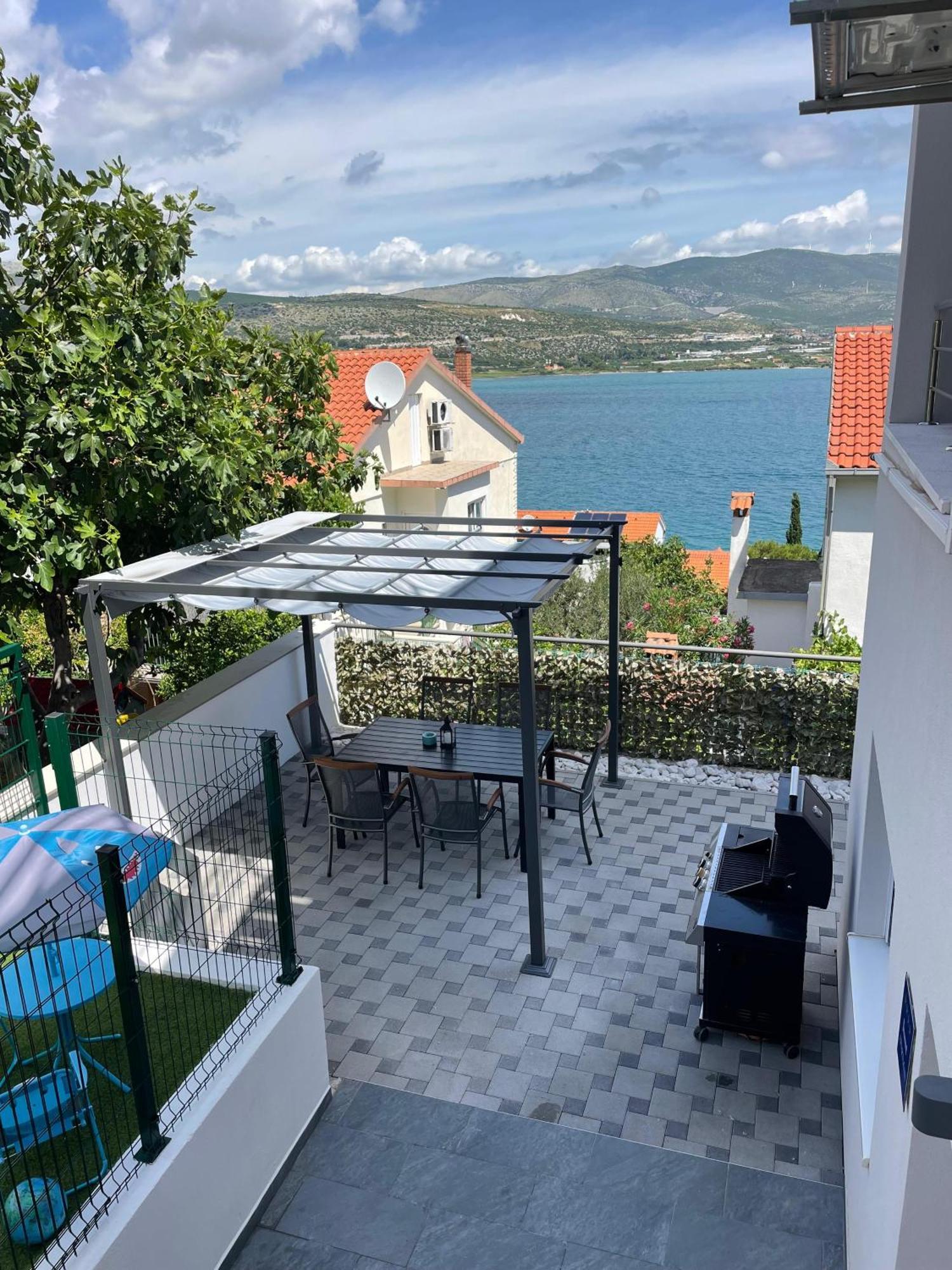 Delux Apartment Eva Trogir Exteriör bild